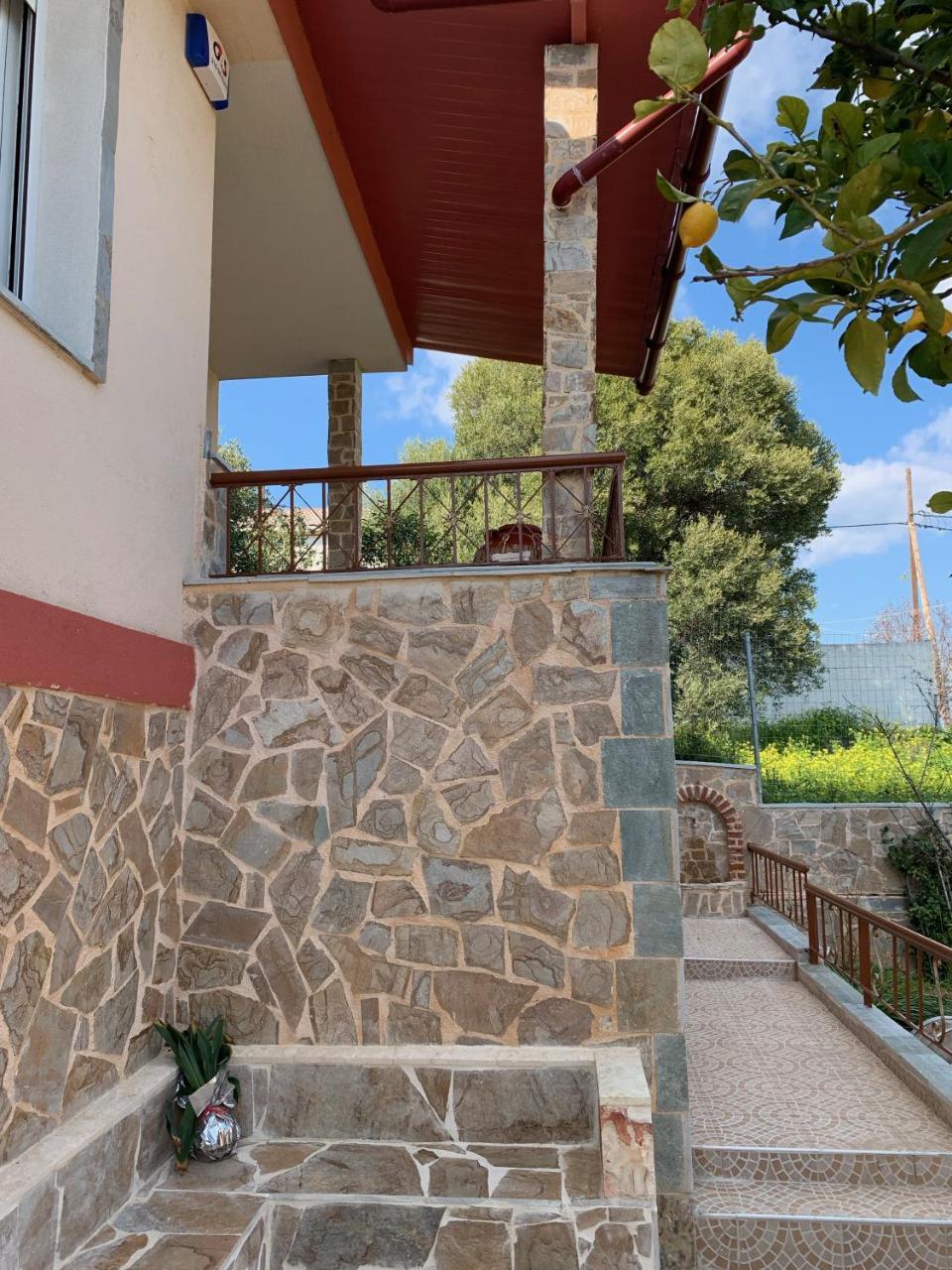 Peaceful House Near Airport Villa Pikérmion Exterior photo