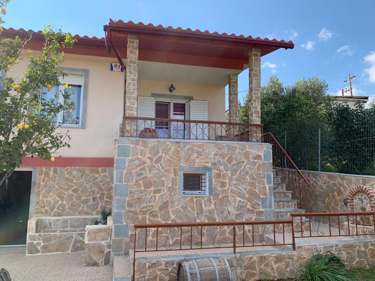 Peaceful House Near Airport Villa Pikérmion Exterior photo
